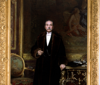 (Detalle) Retrato de D. Alexandre Mora i Riera, II Marqués de Casa Riera. Raimundo Madrazo y Garreta (1841-1920). Fundación Carlos de Amberes, Óleo sobre lienzo, 285 x 193 cm., hacia 1888-1889.
